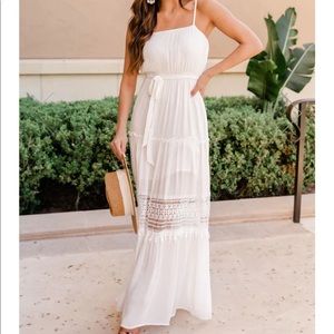 BEAUTIFUL White Maxi Dress